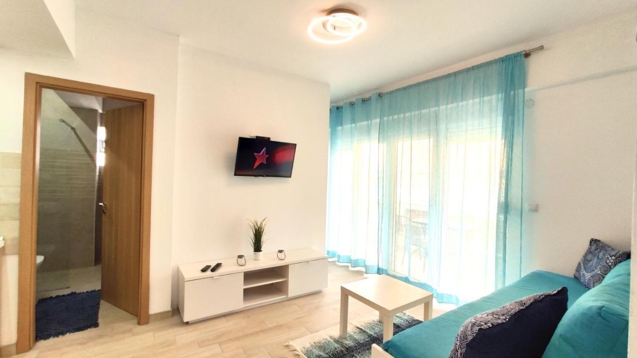 Sea Star Apartments Kallikratia Nea Kallikrateia Buitenkant foto