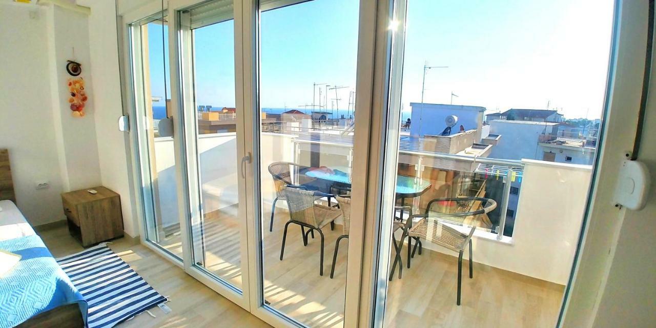 Sea Star Apartments Kallikratia Nea Kallikrateia Buitenkant foto
