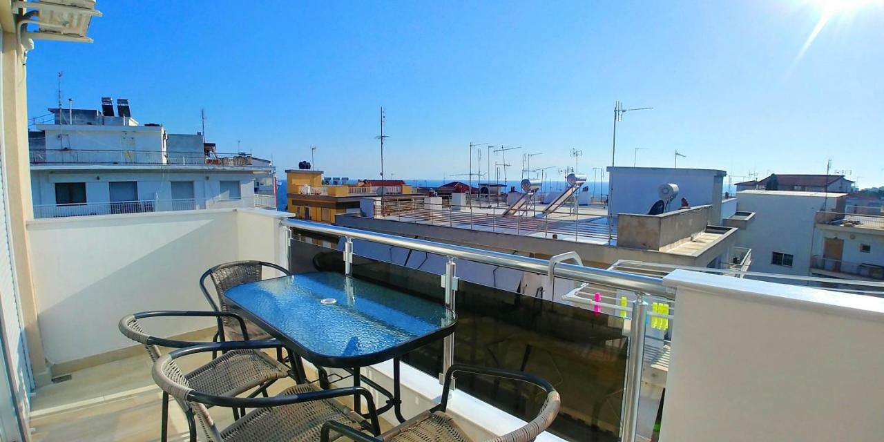 Sea Star Apartments Kallikratia Nea Kallikrateia Buitenkant foto